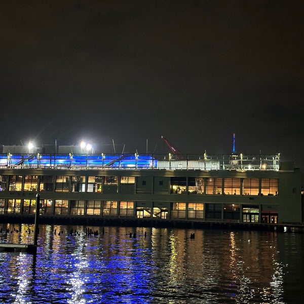 Photo taken at The Golf Club at Chelsea Piers by David on 12/10/2023