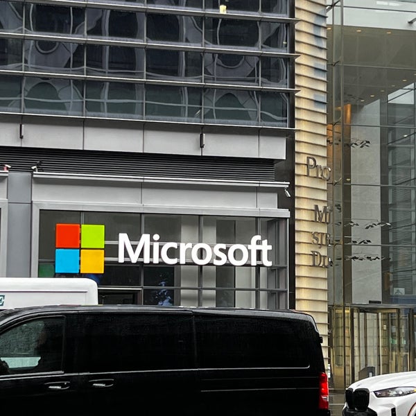 Photo taken at Microsoft by David on 4/29/2023