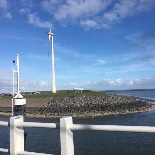 Veerboot EemshavenBorkum Boat or Ferry