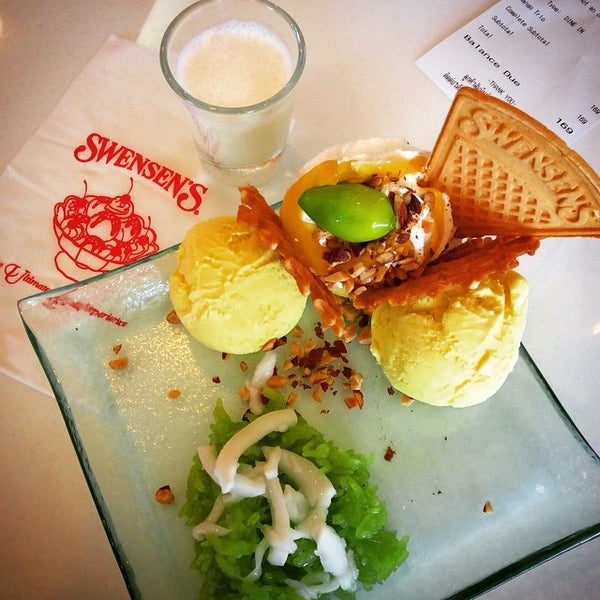 Swensen's BigC Ice Cream Parlor