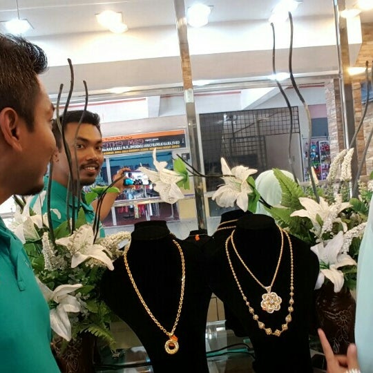 Tukang Emas Mohd Zubaidi Jewelry Store In Chukai Kemaman
