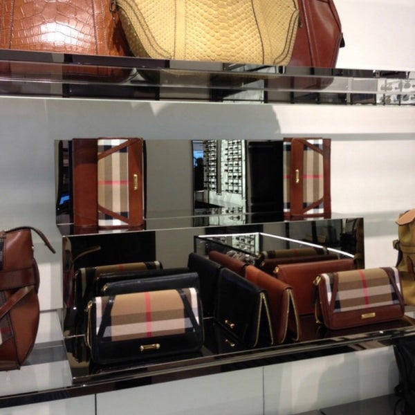 Burberry top outlet frankfurt