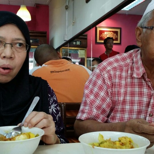 Restoran Di Taman Permata