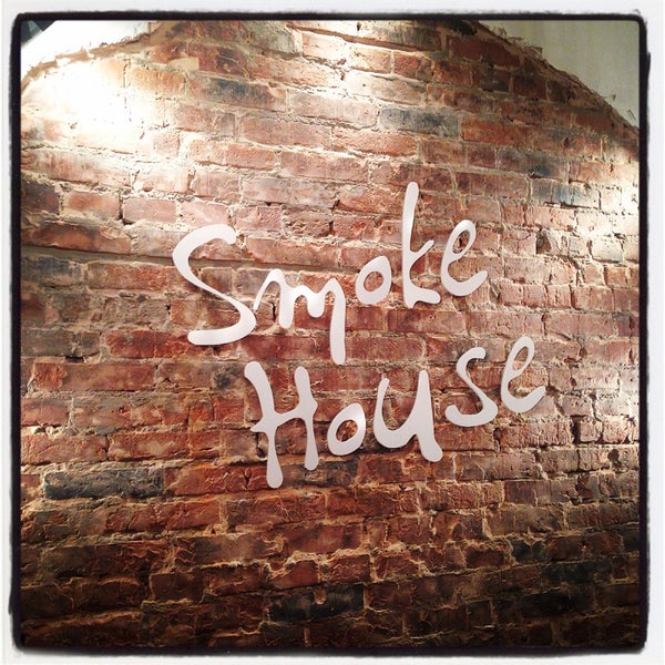 Foto scattata a Smoke House da Katerina . il 7/3/2014