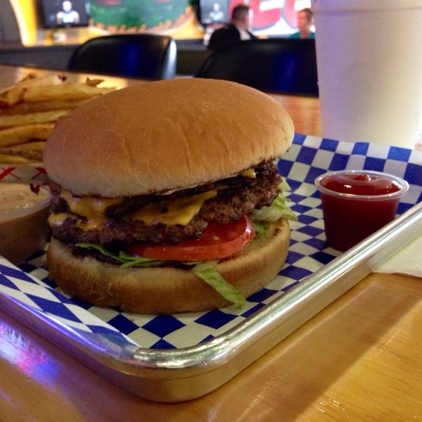 Photo taken at Meteor Hamburgers by Scott B. on 5/27/2014