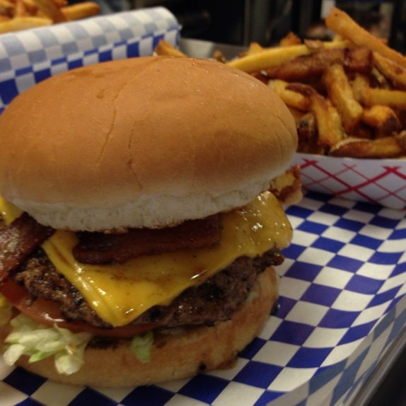 Photo taken at Meteor Hamburgers by Scott B. on 2/5/2014
