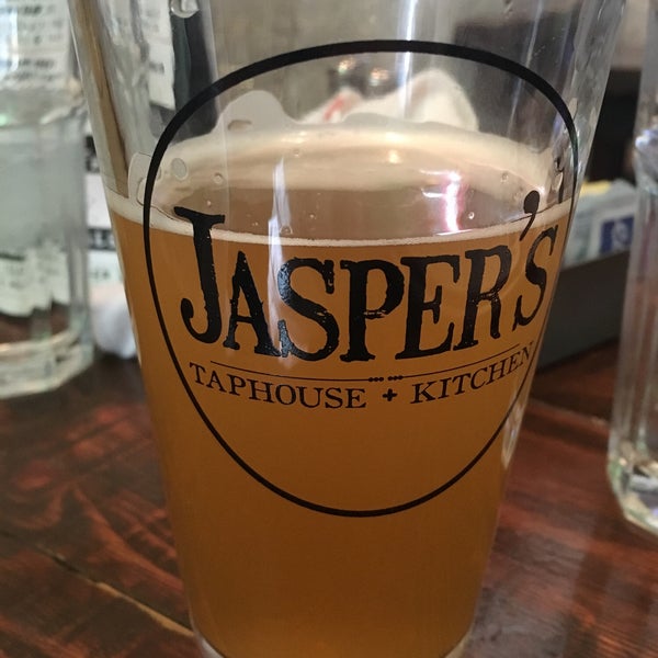 Photo taken at Jasper&#39;s Taphouse &amp; Kitchen by Brian D. on 3/4/2018