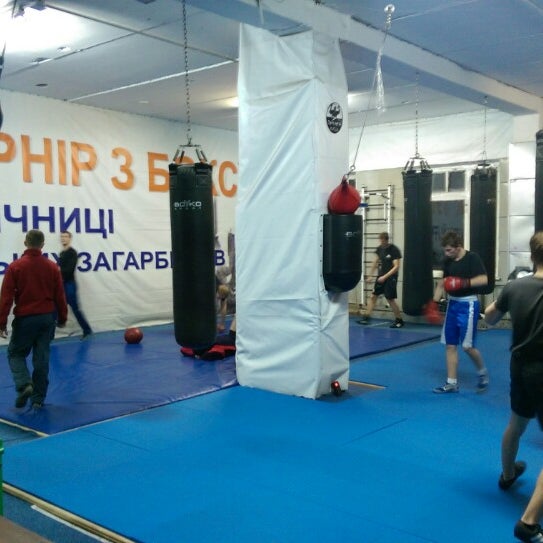 Бокс триумф. Бокс триумф