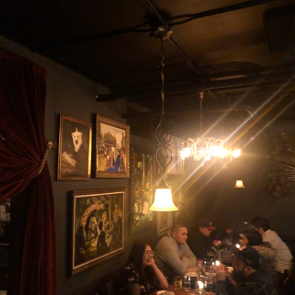 Photo taken at The Lion&#39;s Share by Shishir R. on 12/17/2019