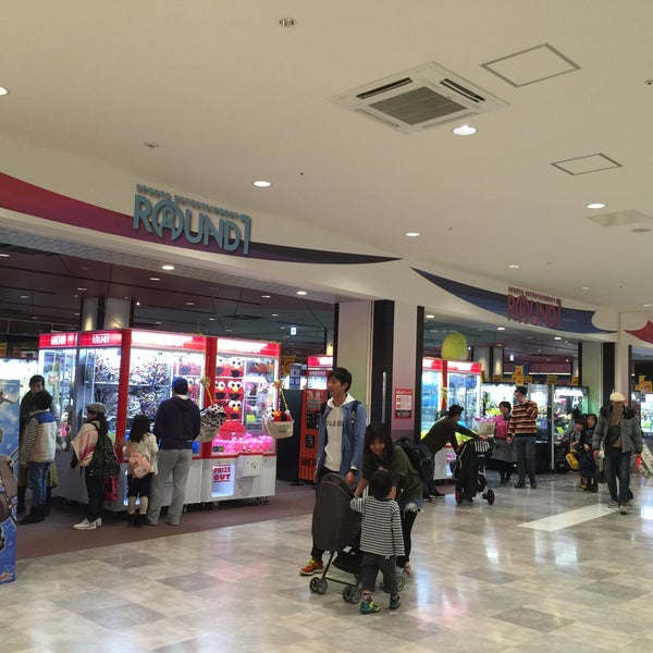 ラウンドワン ららぽーと和泉店 Bowling Alley ラウンドワン ららぽーと和泉店 Bowling Alley
