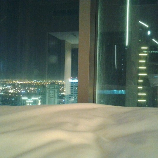 รูปภาพถ่ายที่ Renaissance Doha City Center Hotel โดย ToonC เมื่อ 1/17/2013