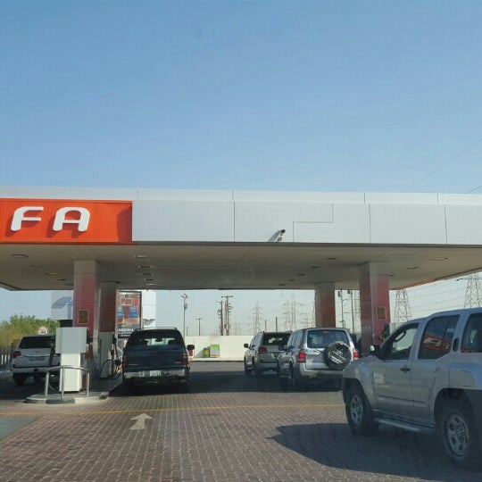 Photo taken at Alfa Gas Station by Jassim A. on 7/26/2015