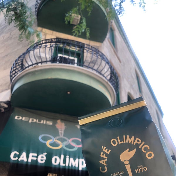 Foto diambil di Café Olimpico oleh Airanthi W. pada 7/3/2022