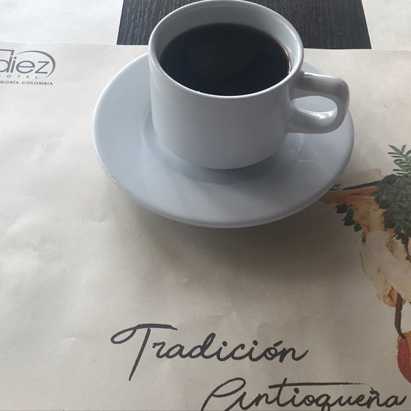 Photo taken at Diez Hotel Categoría Colombia by Mioara A M. on 3/24/2019