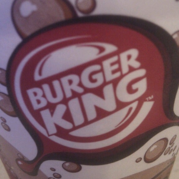 Снимок сделан в Burger King пользователем Michael B. 5/19/2013
