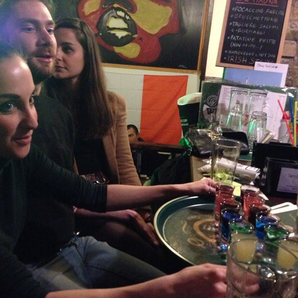 Photo taken at Derry Rock Pub by twee_d on 1/12/2014