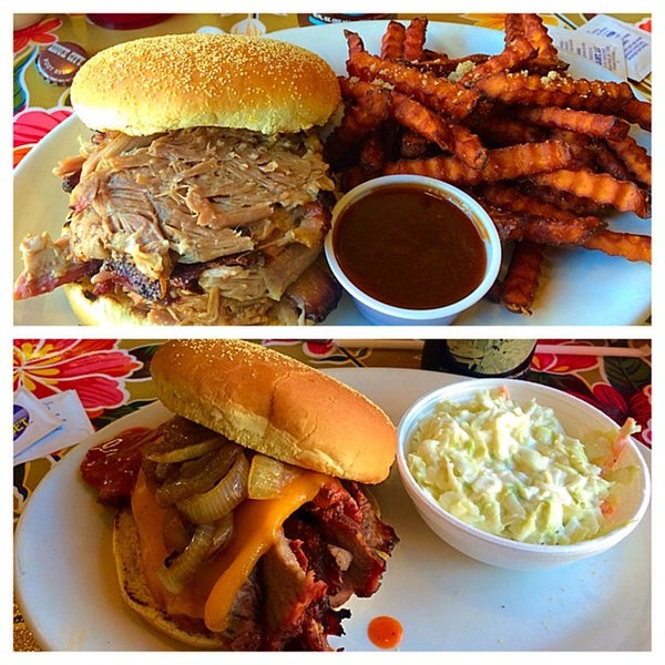 Photo taken at Smokin&#39; Woody&#39;s BBQ by Michael L. on 10/11/2014