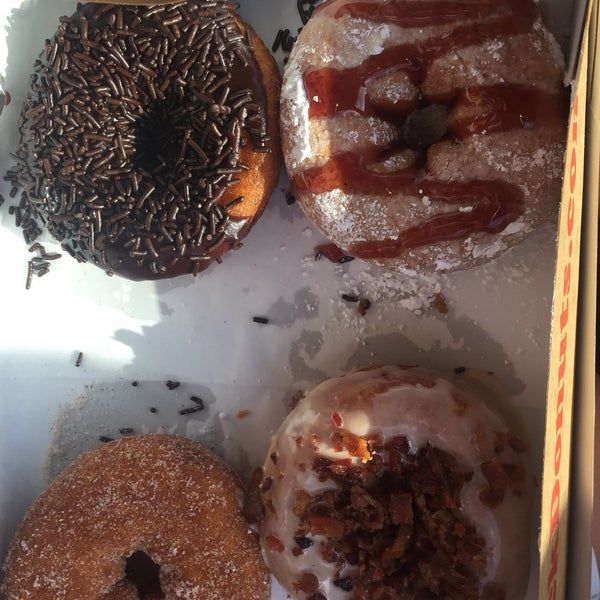 7/4/2017にP.がDuck Donutsで撮った写真