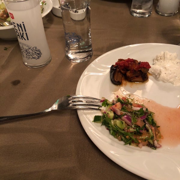 Foto scattata a Taşplak Restaurant da Remzi Ç. il 2/28/2018