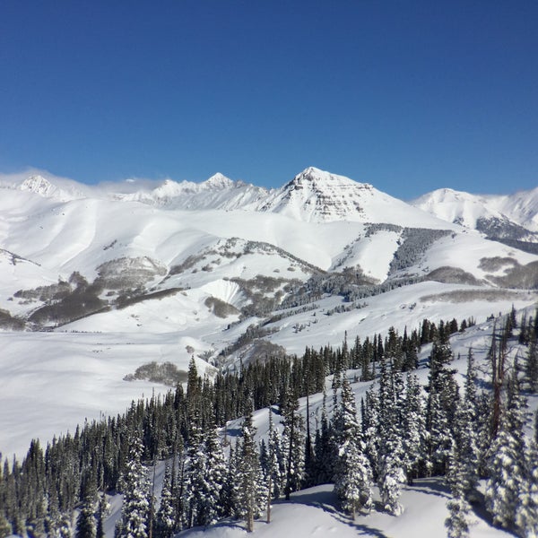 Photo taken at Crested Butte Mountain Resort by David on 12/27/2015