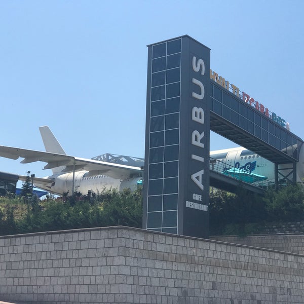 Photo taken at Airbus Cafe &amp; Restaurant by Yunus Emre Y. on 8/13/2019