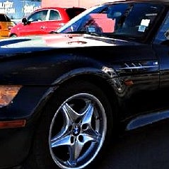 Have you seen the 1998 BMW M 3.2L M Roadster? Schedule a test drive today!