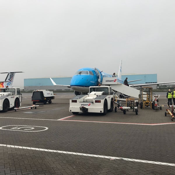 10/19/2017 tarihinde Thijs D.ziyaretçi tarafından Southampton Airport (SOU)'de çekilen fotoğraf