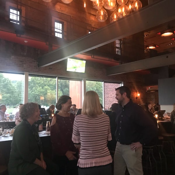 9/11/2018 tarihinde Thijs D.ziyaretçi tarafından The Restaurant At The Armory (TRATA)'de çekilen fotoğraf