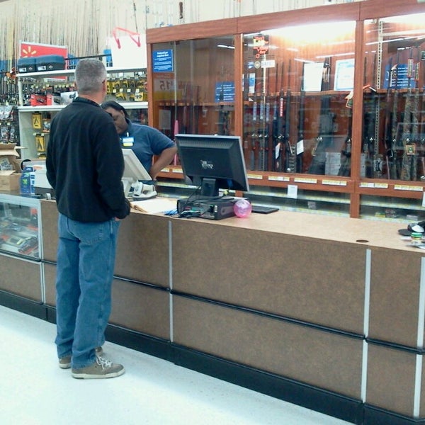 Walmart Supercenter - 8 tips from 630 visitors