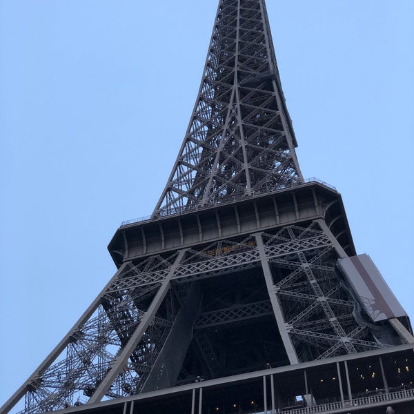 รูปภาพถ่ายที่ Hôtel Mercure Paris Centre Tour Eiffel โดย Çetin K. เมื่อ 2/11/2018