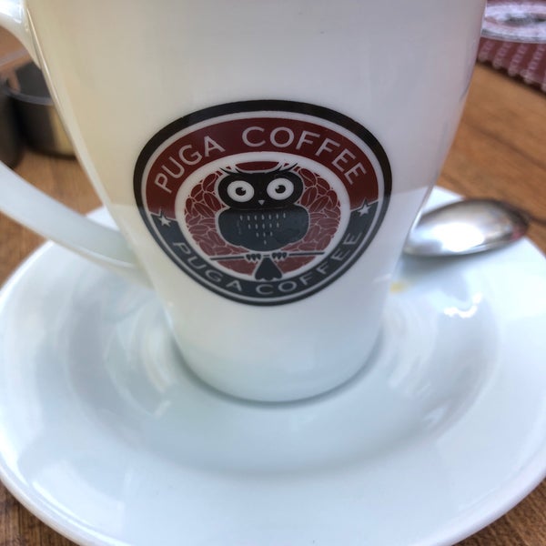 Foto tirada no(a) Puga Coffee por mehveş em 8/11/2019