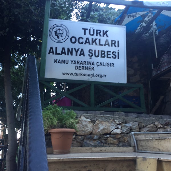 Foto scattata a Tuğra Cafe Restaurant da mehveş il 10/14/2018
