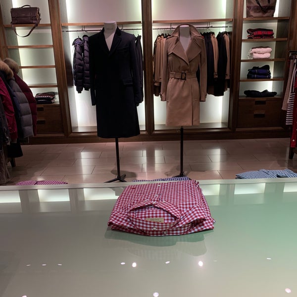 Burberry store rosemont online