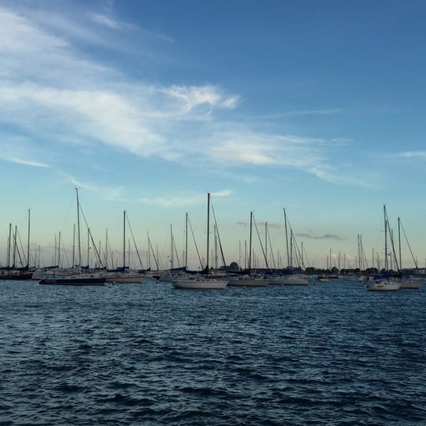 Foto tirada no(a) Anita Dee Yacht Charters por Mona س. em 9/5/2018