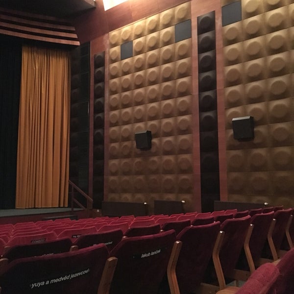 Foto diambil di Univerzitní kino Scala oleh Robert W. pada 5/26/2019