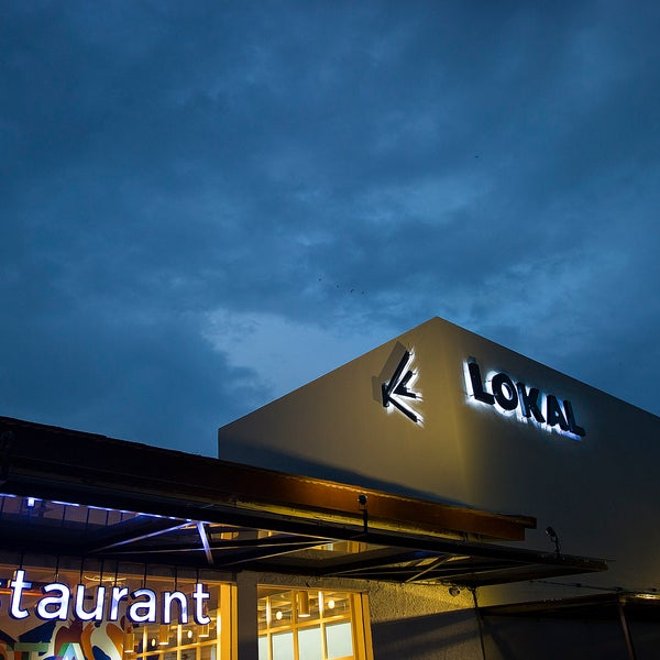 8/31/2014 tarihinde LOKAL Hotel &amp; Restaurantziyaretçi tarafından LOKAL Hotel &amp; Restaurant'de çekilen fotoğraf