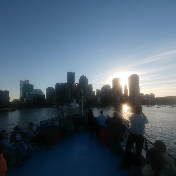 6/9/2017 tarihinde Kostiantyn Y.ziyaretçi tarafından Boston Harbor Cruises'de çekilen fotoğraf