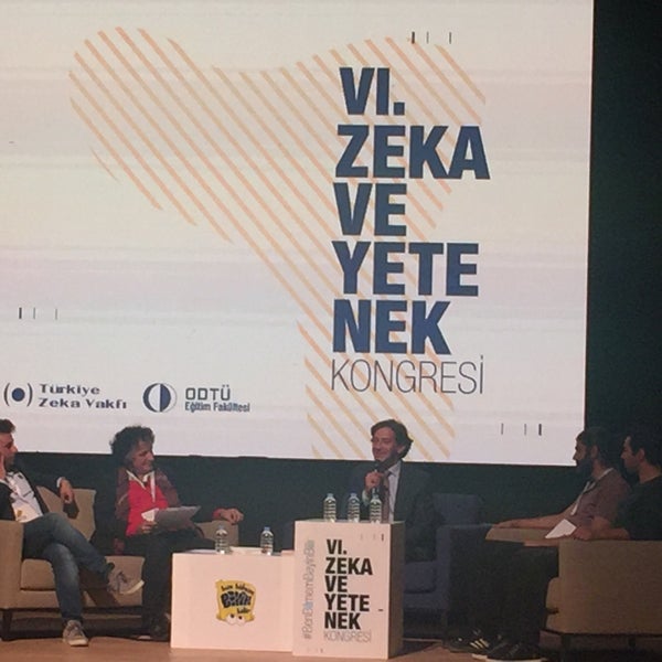 Foto diambil di ODTÜ Kültür ve Kongre Merkezi oleh S.G. pada 9/29/2018