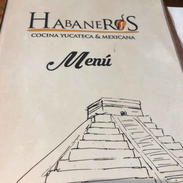 Foto tirada no(a) HABANEROS  Cocina Yucateca y Mariscos por Robert P. em 7/20/2018