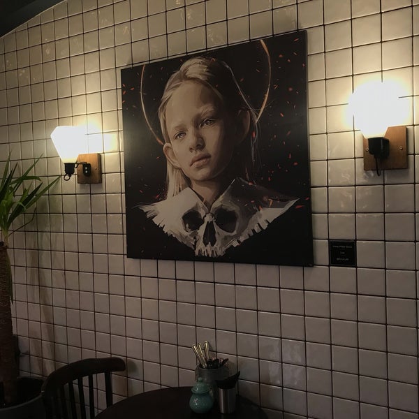 Photo prise au Coffee Room par Maria K. le4/8/2019
