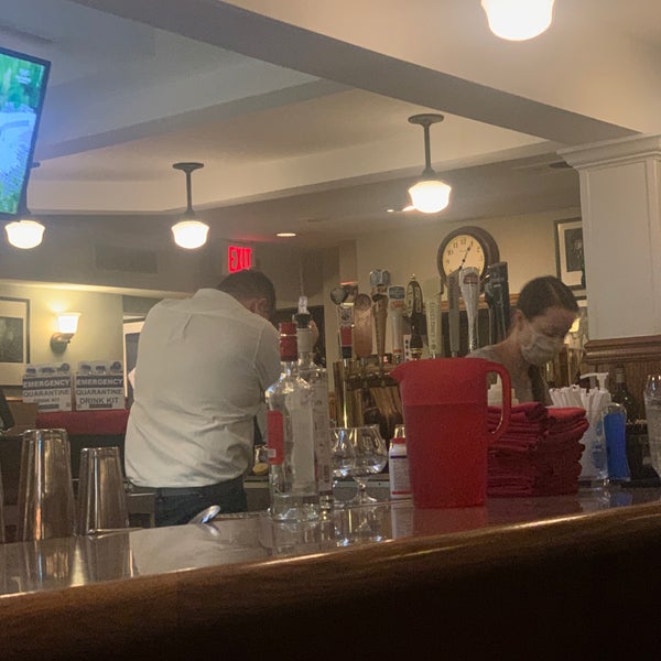Das Foto wurde bei Columbia Inn Restaurant von Scott S. am 3/16/2021 aufgenommen