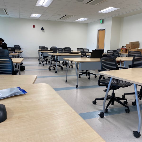 Naugatuck Valley Community College 11 tips from 547 visitors