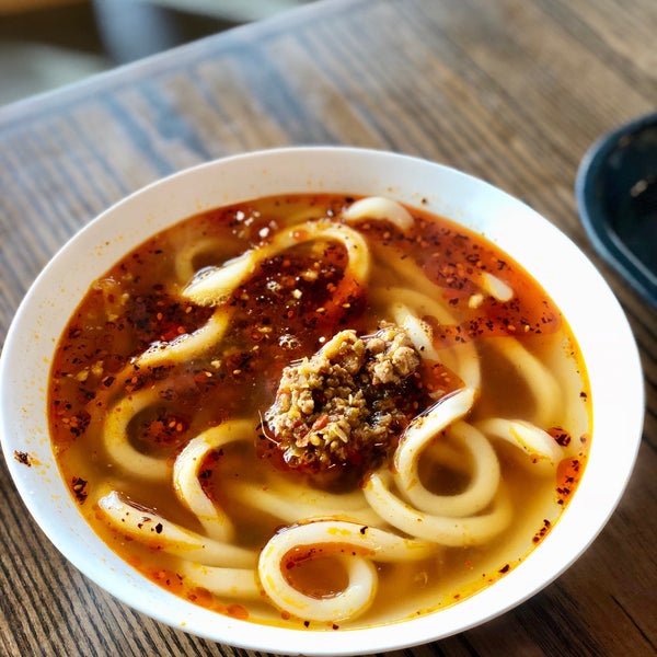 Das Foto wurde bei U:Don Fresh Japanese Noodle Station von Tim C. am 2/25/2018 aufgenommen