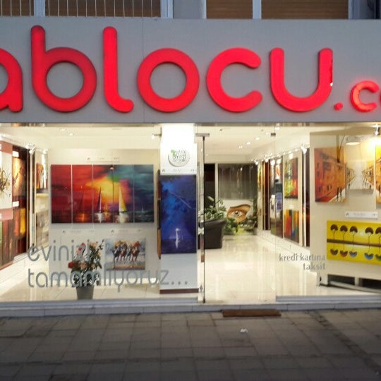 Foto tirada no(a) Tablocu.Com ® | Modern Yağlı Boya Tablo Mağazası por Tablocu C. em 6/24/2014