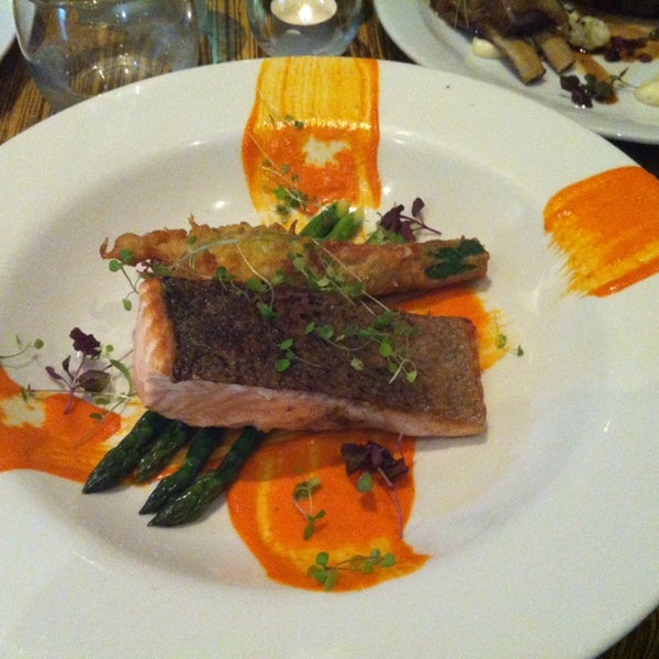 Pan fried salmon with artichoke stuffed with goats cheese, asparagus and sweet potato purée is great. Tasty!