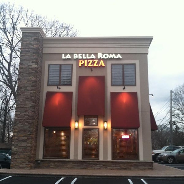 La Bella Roma Pizzeria Italian Restaurant in Paramus