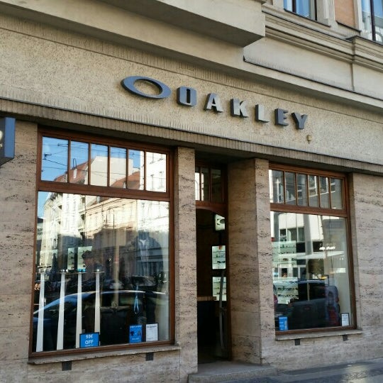 Oakley Store Berlin Now Closed Mitte 1 Tip oakley-store-berlin-now-closed-mitte-1-tip