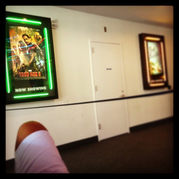 5/5/2013にAriel M.がAutonation IMAX 3D Theaterで撮った写真