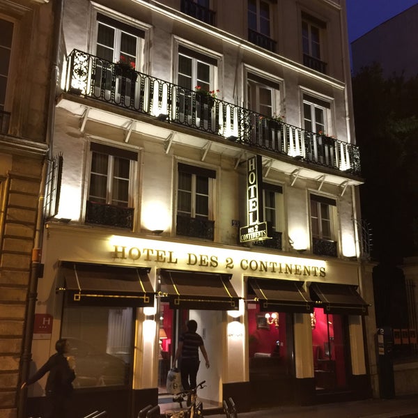 Foto tomada en Hôtel des Deux Continents  por Doe S. el 10/2/2017