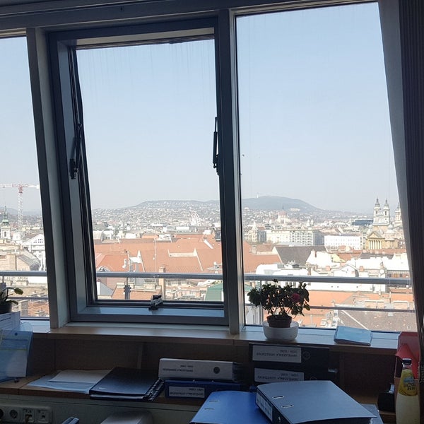 Random capital. Игра европа в огне на карте. Random capital. Как на макбуке включить прописную букву. Erste bank в черногории.